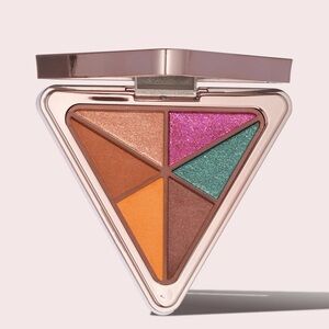 LYS  Beauty LOVE YOUR SELF Eyeshadow Palette